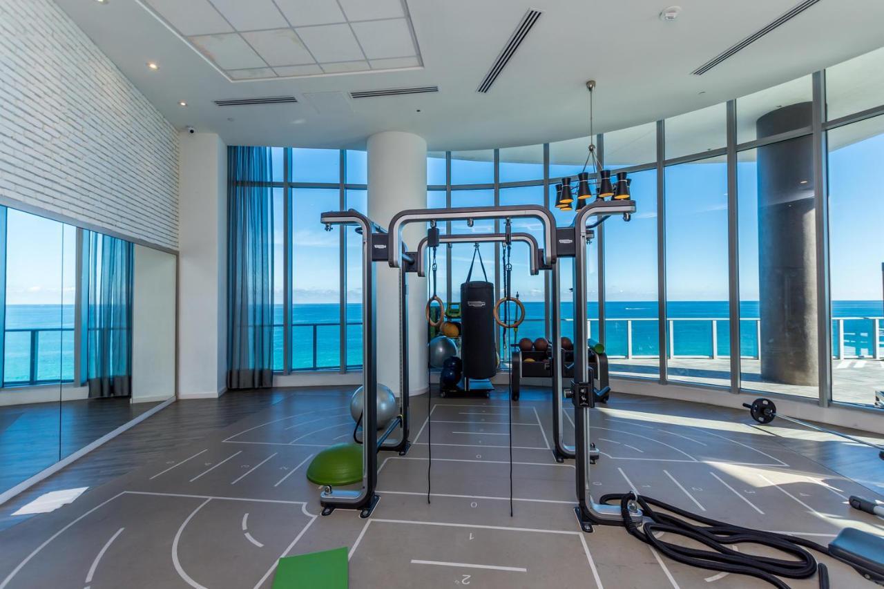The Ultimate Resort - Beachfront 2 Bedroom Apartment With Direct Ocean View, Rooftop Pool, Hot Tub And Gym Χόλιγουντ Εξωτερικό φωτογραφία