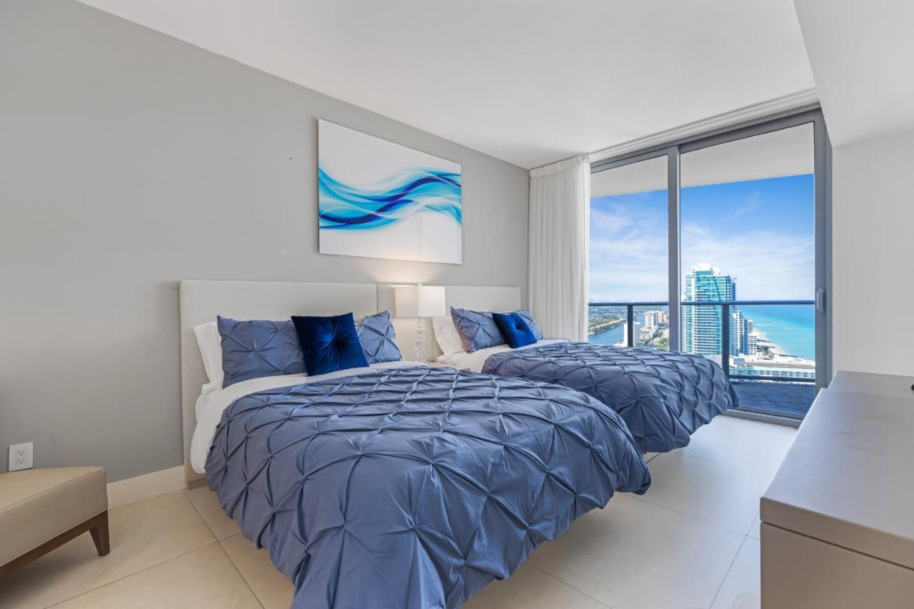 The Ultimate Resort - Beachfront 2 Bedroom Apartment With Direct Ocean View, Rooftop Pool, Hot Tub And Gym Χόλιγουντ Εξωτερικό φωτογραφία